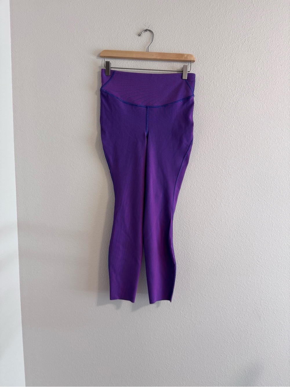 Lululemon base pace High-rise tight 25” two tone ribbed
